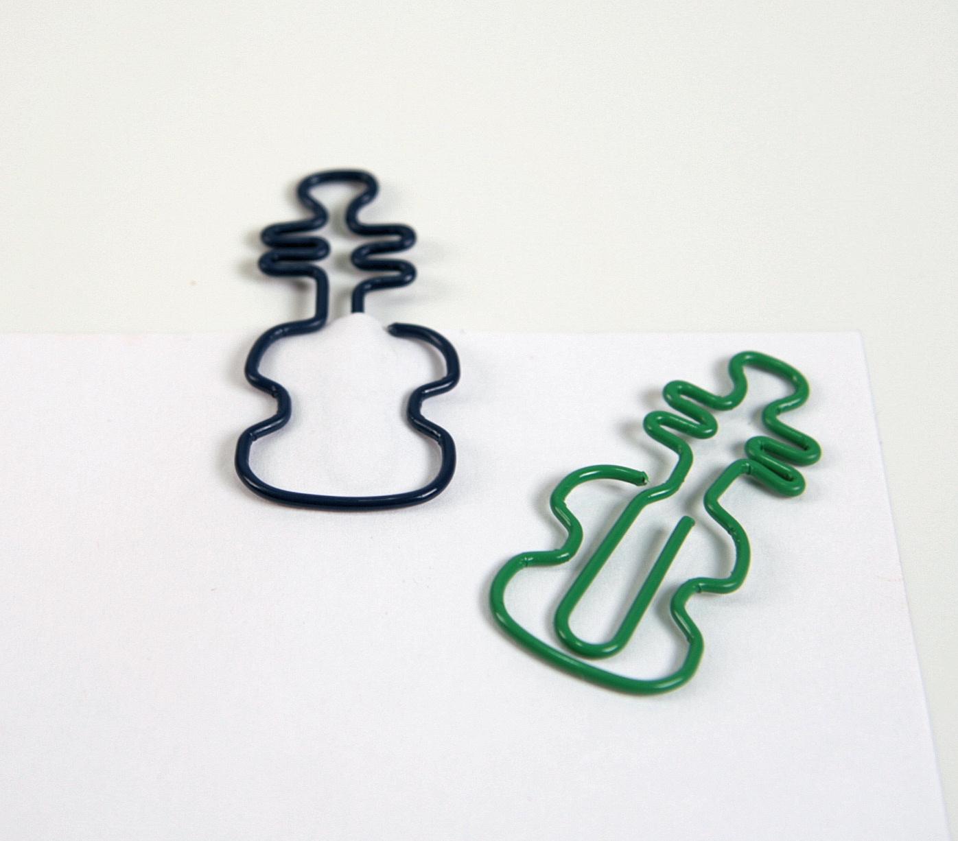 metal music and instrument paper clips