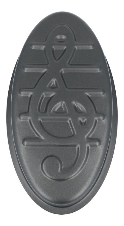 treble clef baking pan with non-stick coating