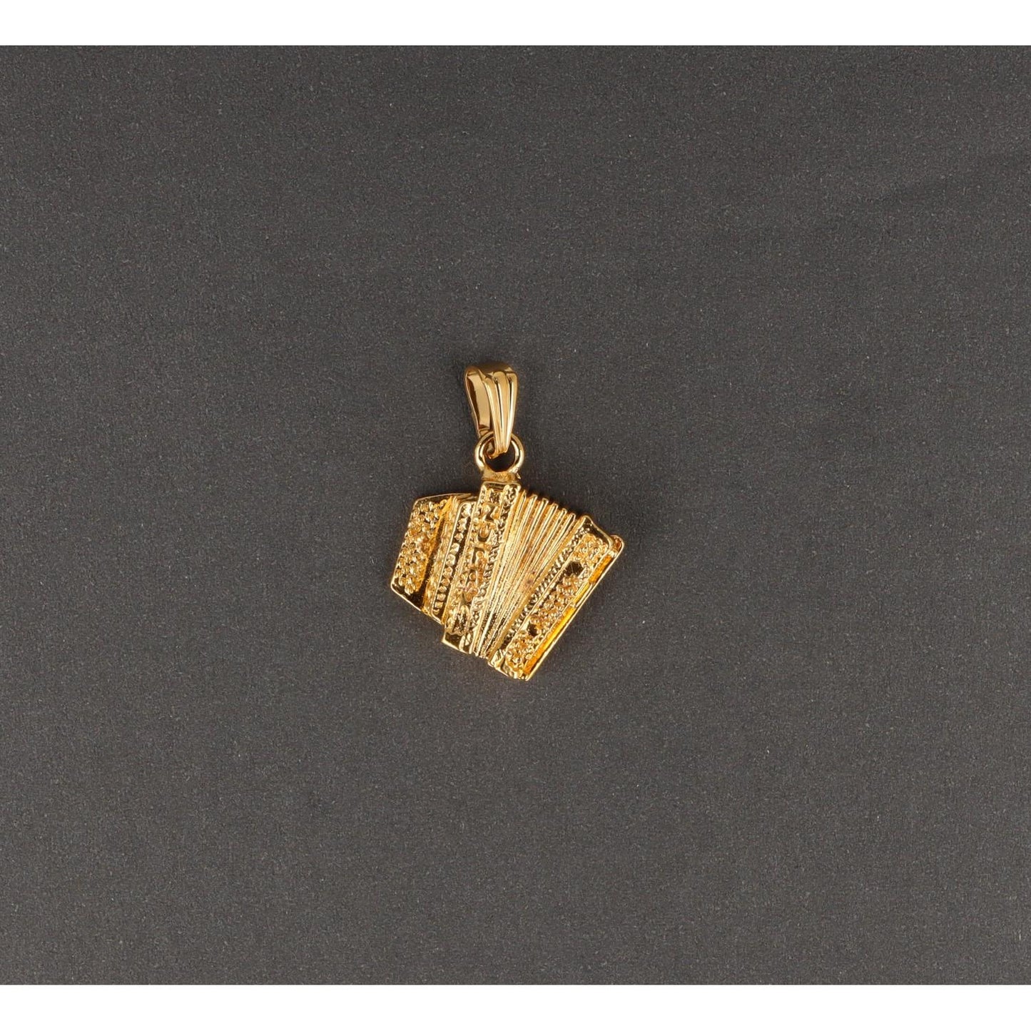 Zupan pendant, gold-plated, without chain, accordion