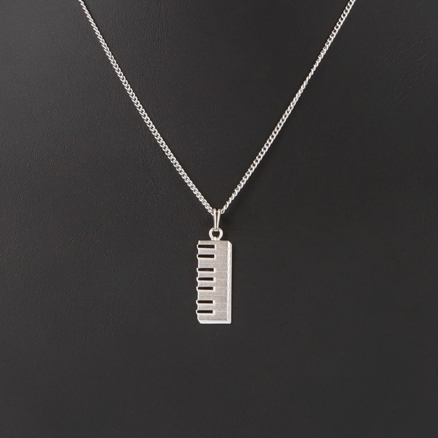 Keyboard pendant, with chain, silver-plated or gold-plated