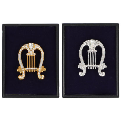 Brosche Lyra mit Schmucksteinen in Geschenkbox, Farbe gold oder silber